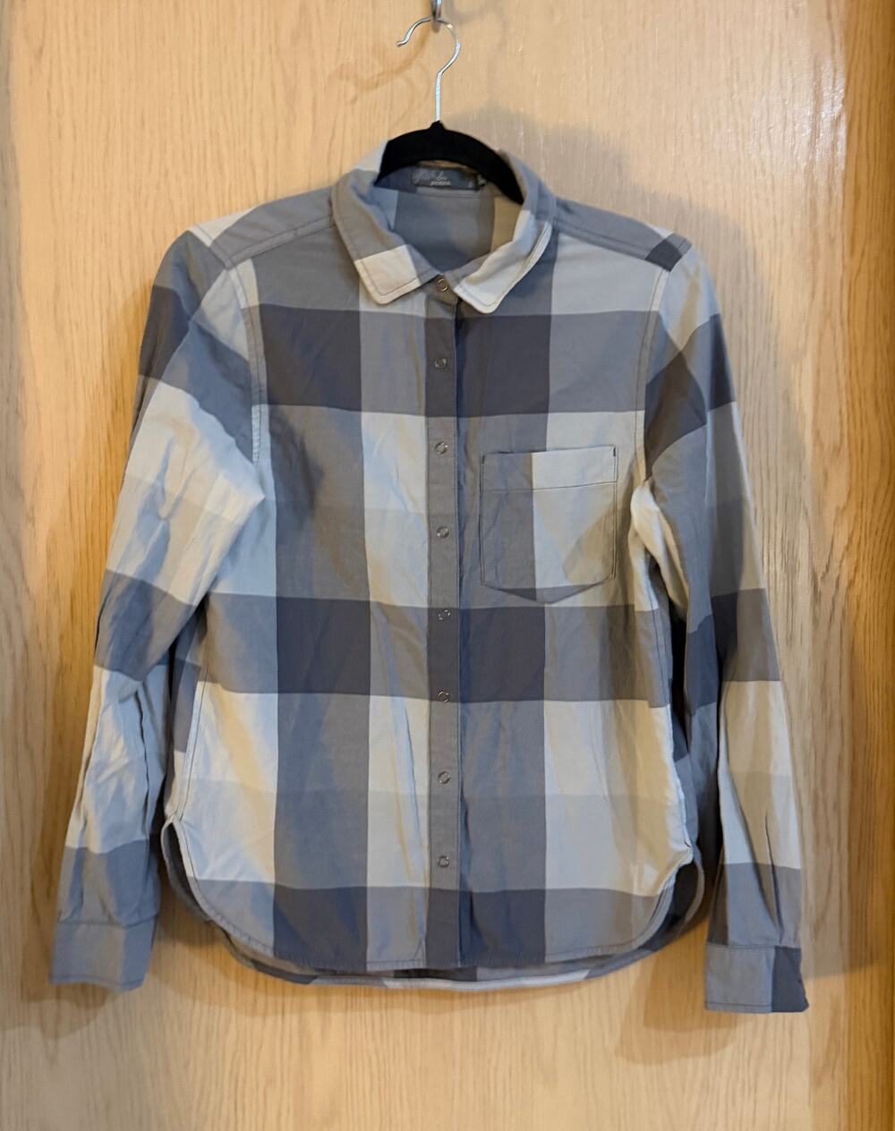prAna Women’s Gray & White Plaid Snap Front Shirt Size Small